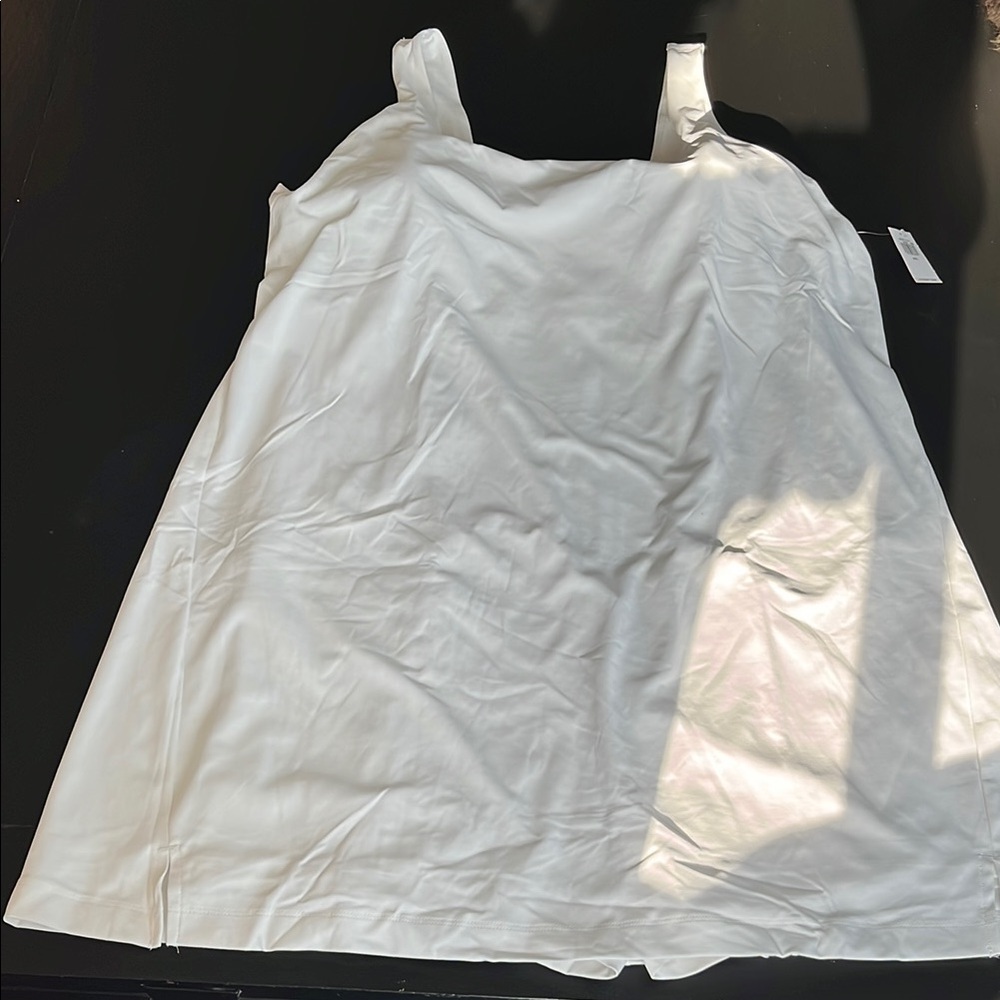 Old Navy new with tags size xxl active dress with built in bra cups and shorts